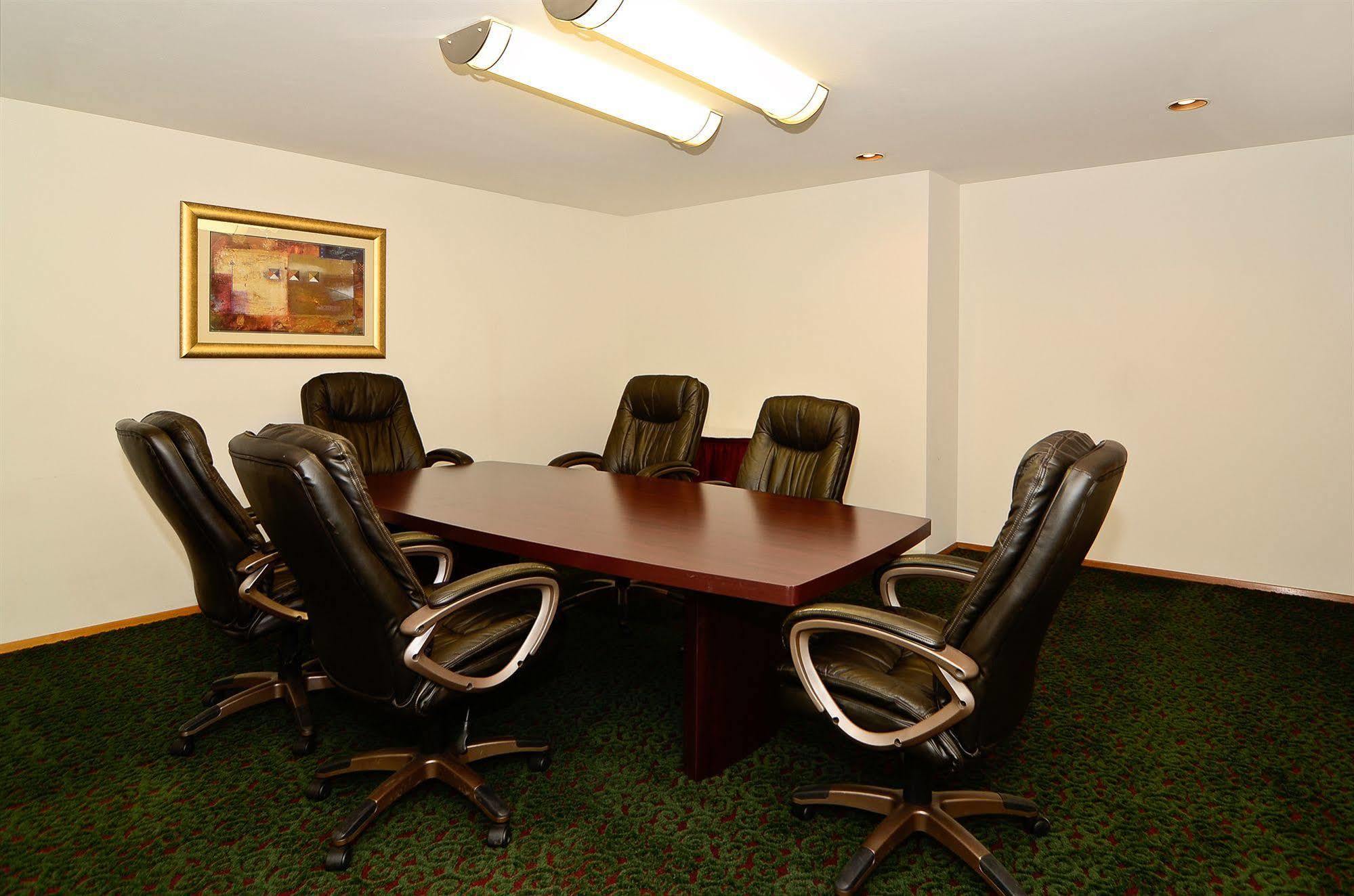 Friday Harbor Suites Afaceri foto
